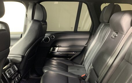 Land Rover Range Rover IV рестайлинг, 2016 год, 5 500 000 рублей, 19 фотография