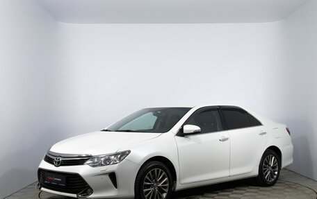 Toyota Camry, 2017 год, 1 900 000 рублей, 1 фотография