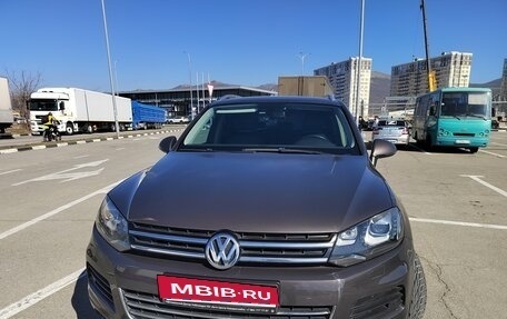 Volkswagen Touareg III, 2011 год, 2 000 000 рублей, 4 фотография