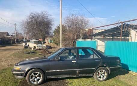 Toyota Carina, 1990 год, 125 000 рублей, 3 фотография