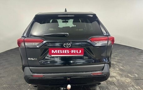 Toyota RAV4, 2020 год, 2 850 000 рублей, 6 фотография