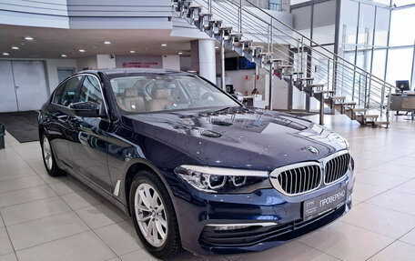 BMW 5 серия, 2018 год, 2 860 000 рублей, 3 фотография