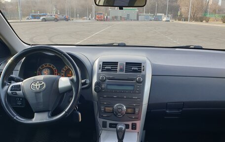 Toyota Corolla, 2011 год, 1 000 000 рублей, 17 фотография