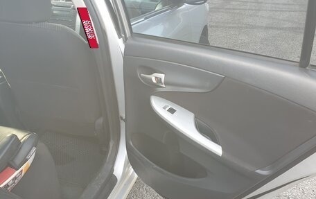 Toyota Corolla, 2011 год, 1 000 000 рублей, 14 фотография