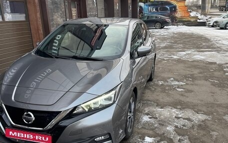 Nissan Leaf II, 2020 год, 2 400 000 рублей, 1 фотография