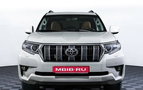 Toyota Land Cruiser Prado 150 рестайлинг 2, 2017 год, 4 677 000 рублей, 2 фотография