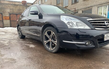 Nissan Teana, 2010 год, 900 000 рублей, 2 фотография