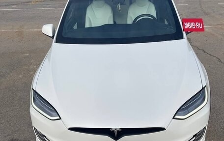 Tesla Model X I, 2018 год, 4 900 000 рублей, 9 фотография