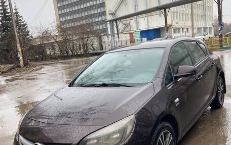 Opel Astra J, 2014 год, 798 000 рублей, 1 фотография