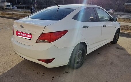 Hyundai Solaris II рестайлинг, 2015 год, 660 000 рублей, 4 фотография