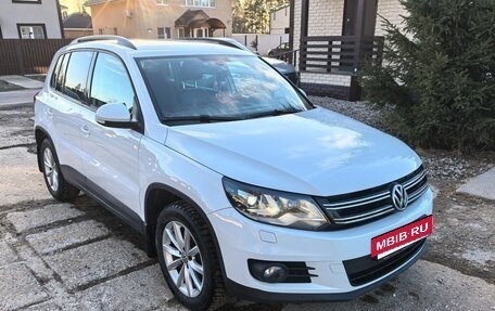 Volkswagen Tiguan I, 2016 год, 2 100 000 рублей, 3 фотография