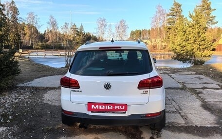 Volkswagen Tiguan I, 2016 год, 2 100 000 рублей, 5 фотография