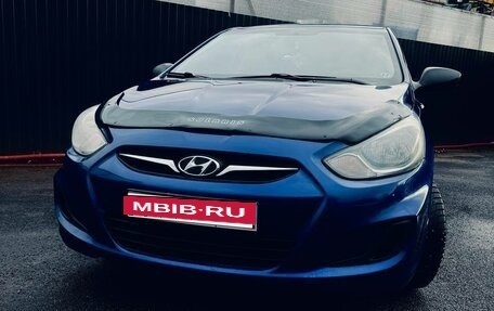 Hyundai Solaris II рестайлинг, 2012 год, 750 000 рублей, 11 фотография