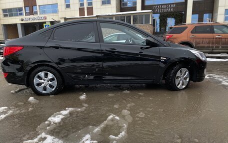 Hyundai Solaris II рестайлинг, 2015 год, 990 000 рублей, 5 фотография