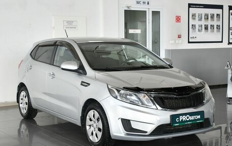 KIA Rio III рестайлинг, 2013 год, 897 000 рублей, 3 фотография