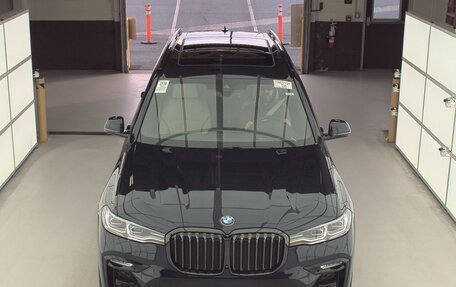 BMW X7, 2022 год, 7 590 000 рублей, 2 фотография