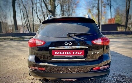 Infiniti QX50 I рестайлинг, 2013 год, 2 150 000 рублей, 7 фотография