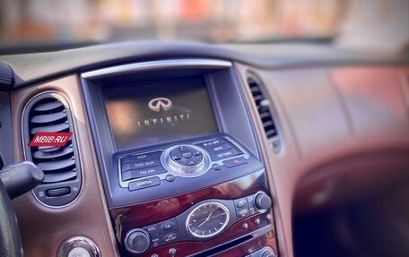 Infiniti QX50 I рестайлинг, 2013 год, 2 150 000 рублей, 26 фотография