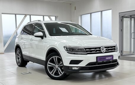 Volkswagen Tiguan II, 2018 год, 3 180 000 рублей, 3 фотография