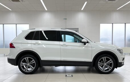 Volkswagen Tiguan II, 2018 год, 3 180 000 рублей, 8 фотография