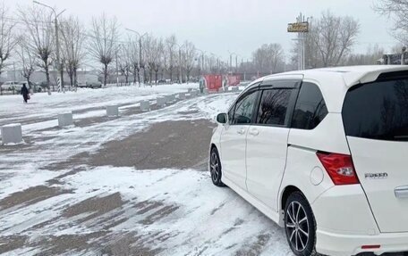 Honda Freed I, 2009 год, 1 150 000 рублей, 6 фотография