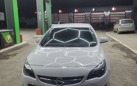 Opel Astra J, 2012 год, 800 000 рублей, 3 фотография