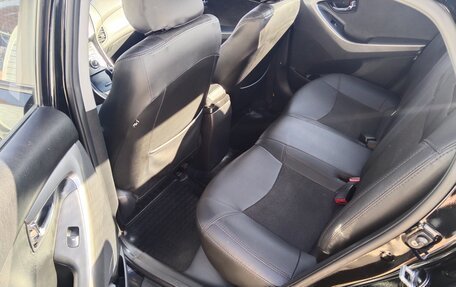 Hyundai Elantra V, 2012 год, 1 090 000 рублей, 2 фотография