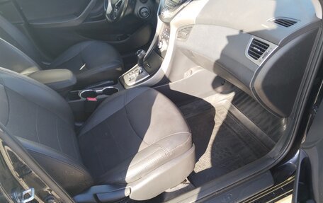 Hyundai Elantra V, 2012 год, 1 090 000 рублей, 4 фотография