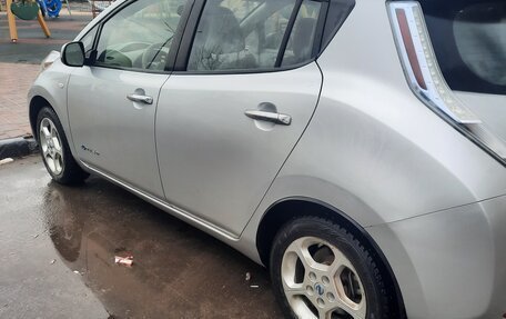 Nissan Leaf I, 2011 год, 870 000 рублей, 7 фотография