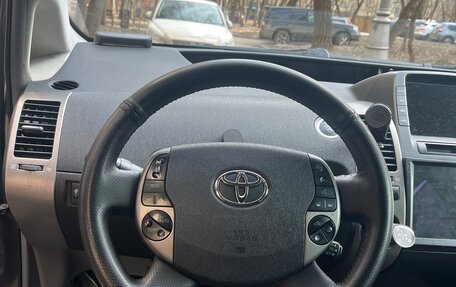 Toyota Prius, 2008 год, 950 000 рублей, 8 фотография