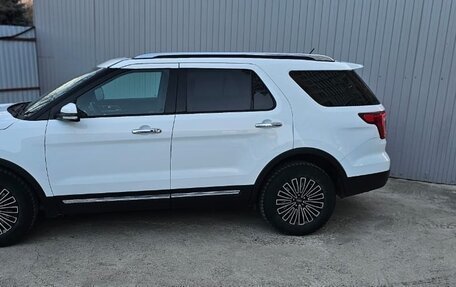 Ford Explorer VI, 2016 год, 3 250 000 рублей, 31 фотография