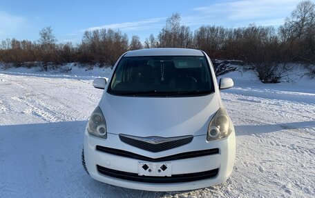 Toyota Ractis I, 2009 год, 1 100 000 рублей, 2 фотография