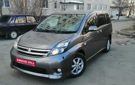 Toyota ISis I, 2009 год, 1 000 000 рублей, 1 фотография