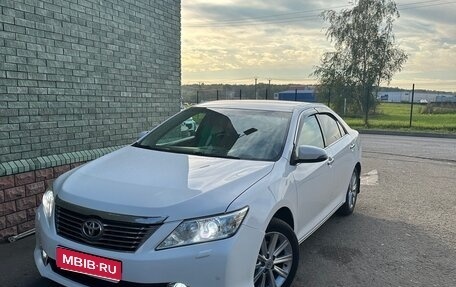 Toyota Camry, 2014 год, 1 750 000 рублей, 1 фотография