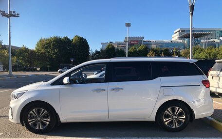 KIA Carnival III, 2018 год, 2 815 000 рублей, 7 фотография