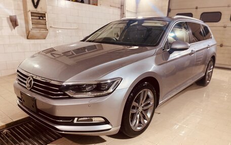 Volkswagen Passat B8 рестайлинг, 2017 год, 1 955 000 рублей, 6 фотография