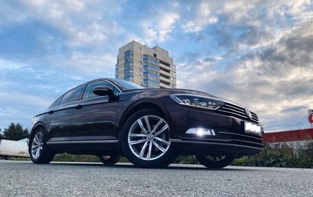 Volkswagen Passat B8 рестайлинг, 2016 год, 1 850 000 рублей, 3 фотография