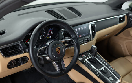 Porsche Macan I рестайлинг, 2018 год, 4 190 000 рублей, 9 фотография
