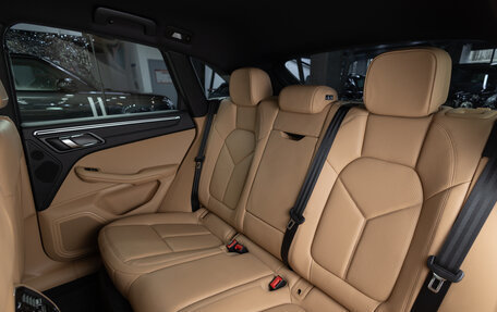 Porsche Macan I рестайлинг, 2018 год, 4 190 000 рублей, 26 фотография
