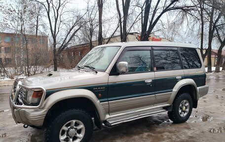 Mitsubishi Pajero III рестайлинг, 1996 год, 660 000 рублей, 2 фотография