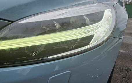 Volvo V40 II рестайлинг, 2017 год, 1 390 000 рублей, 2 фотография