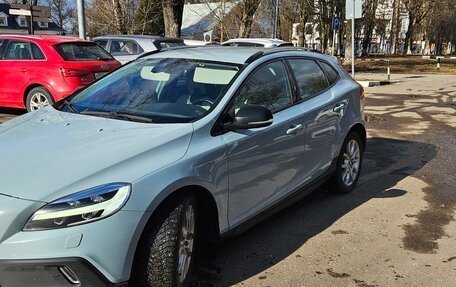 Volvo V40 II рестайлинг, 2017 год, 1 390 000 рублей, 19 фотография