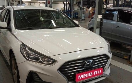 Hyundai Sonata VII, 2018 год, 1 850 000 рублей, 2 фотография