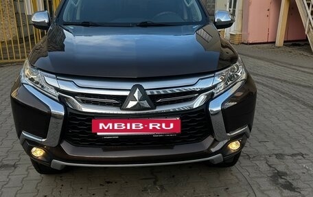 Mitsubishi Pajero Sport III рестайлинг, 2019 год, 3 750 000 рублей, 9 фотография