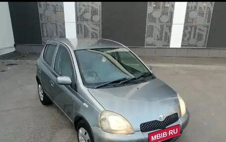 Toyota Vitz, 2000 год, 330 000 рублей, 1 фотография