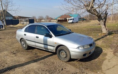 Mitsubishi Carisma I, 1998 год, 220 000 рублей, 1 фотография