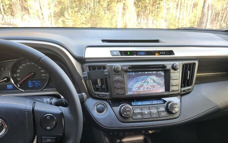 Toyota RAV4, 2013 год, 2 170 000 рублей, 2 фотография