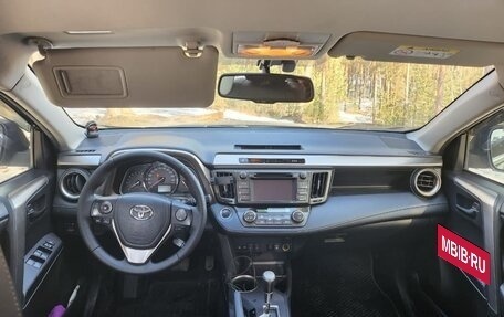 Toyota RAV4, 2013 год, 2 170 000 рублей, 6 фотография