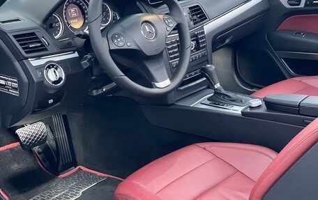 Mercedes-Benz E-Класс, 2010 год, 3 000 000 рублей, 9 фотография