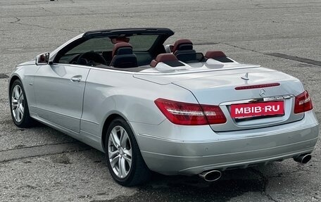 Mercedes-Benz E-Класс, 2010 год, 3 000 000 рублей, 14 фотография